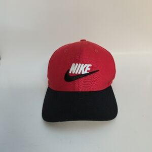 Nike Classic Fit Red, Black And White Ball Cap Size S/M